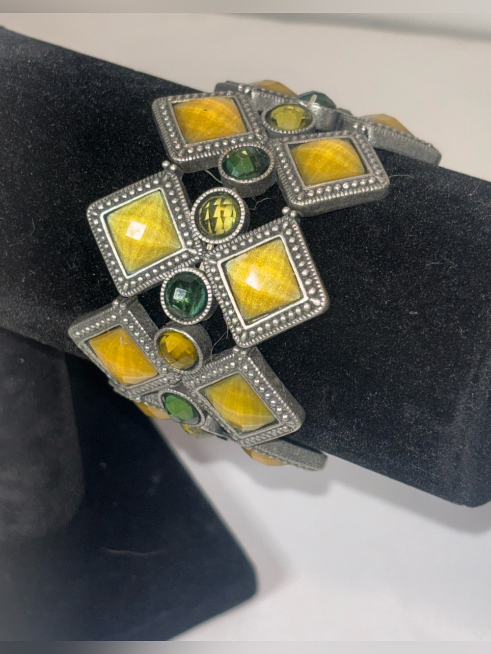 Vintage Style Stretch Bracelet Yellow & Green Faux Gemstone Silver Tone Wide